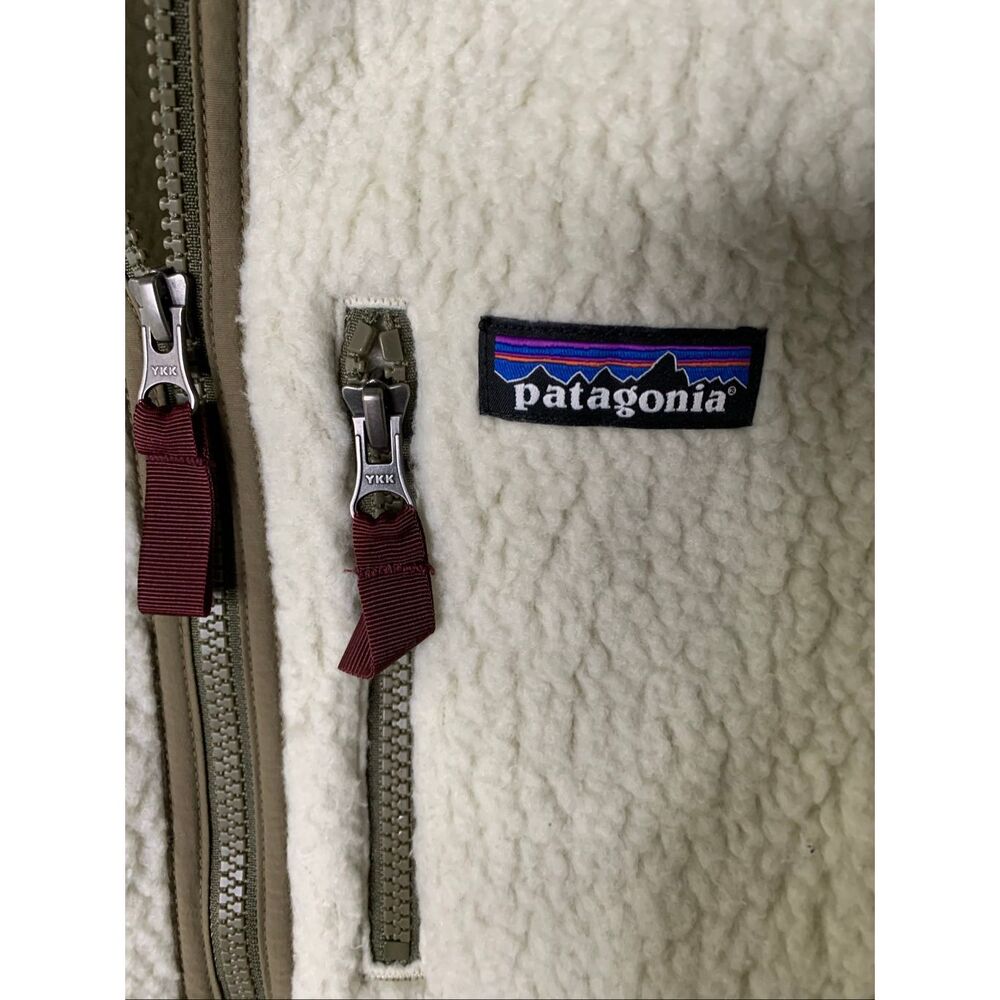 Patagonia Retro Pile Sherpa vest 22825 women's size medium - Picture 3 of 5